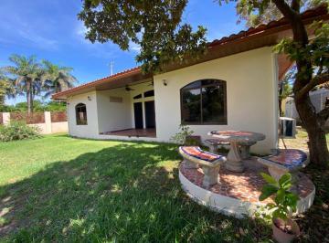 Casa de 4 habitaciones, Chame · Casa de Playa, Dentro de Campo de Golf, Amoblada: con 2000 m² de Terreno