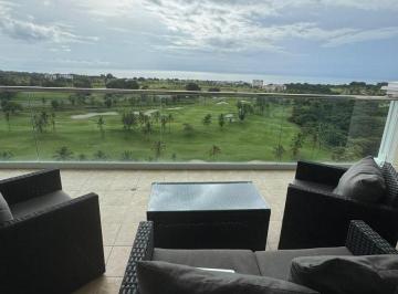 Apartamento de 3 habitaciones, San Carlos · Playa Vistamar: Amplio Apartamento en Las Olas, Amoblado