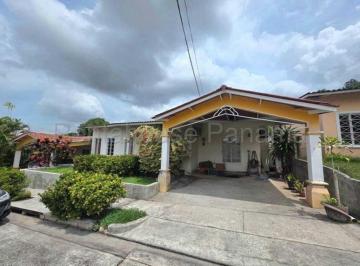 Casa de 3 habitaciones, Panamá · Venta de Casa en Villa Zaita, con 252 m² Terreno, 3 Habitaciones