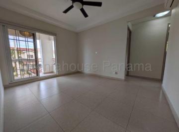 Casa de 3 habitaciones, Panamá · Casa en Venta Versalles