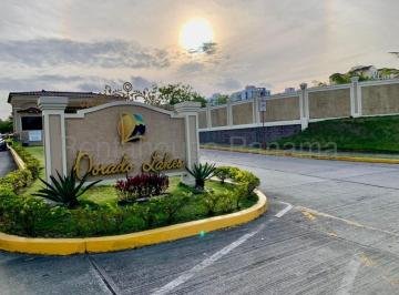 Casa de 4 habitaciones, Panamá · Vendo Casa Dorado Lakes Jfl