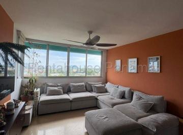 Apartamento de 2 habitaciones, Panamá · Venta de Apartamento en Betania