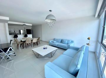 Apartamento · 159m² · 3 Recámaras · 2 Estacionamientos · Alquiler de Apartamento en PH Top Tower, Costa del Este