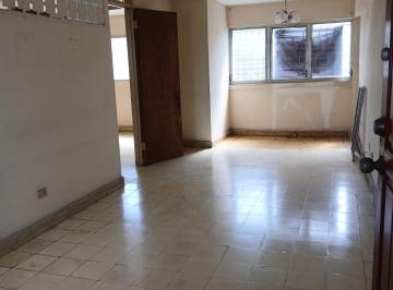 Sala - Comedor · Apartamento Céntrico en La Locería – 3 Recámaras y Excelente Ubicación