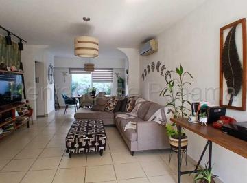 Casa de 3 habitaciones, San Miguelito · Amplia Casa en Venta en Brisas del Golf
