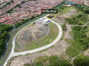 Terreno / Lote · 2324m² · Se Venden Lotes en Brisas del Golf Para Uso Residencial y Comercial (Rm3c2)