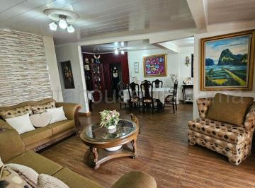 Casa de 3 habitaciones, Panamá · Vendo Casa en Pueblo Nuevo