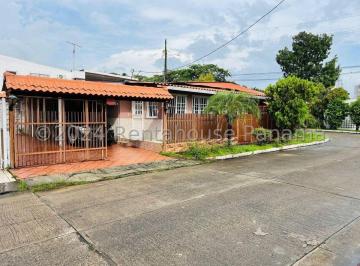 Casa de 3 habitaciones, Panamá · Venta de Casa en Chanis