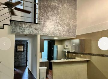 Apartamento de 3 habitaciones, Panamá · Vendo/alquilo Apartamento 2 Pisos en Albrook