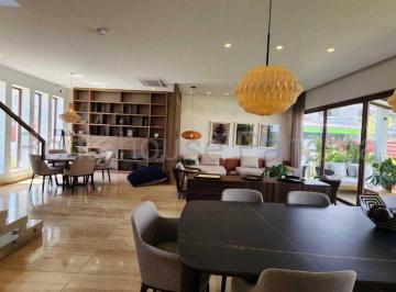 Casa de 3 habitaciones, Panamá · Amplia Casa en Venta en Santa Maria