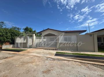 Casa de 3 habitaciones, Chitré · Casa en Chitre Crecada