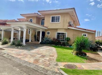 Casa de 5 habitaciones, Panamá · Venta de Casa en Costa del Este