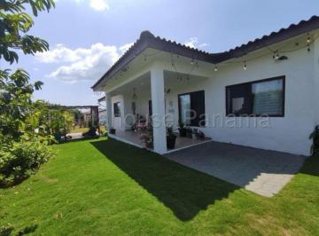Casa de 3 habitaciones, Panamá · Alquiler de Casa en San Carlos