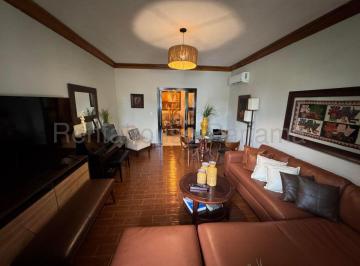Casa de 6 habitaciones, Panamá · Venta de Casa en Costa del Este