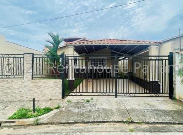 Casa de 3 habitaciones, Panamá · Casa en Venta en Chorrera