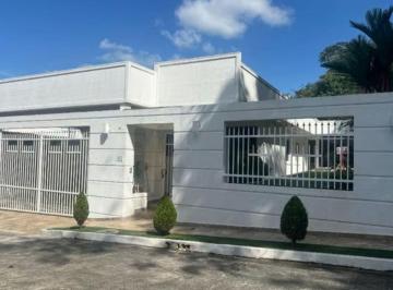 Casa de 4 habitaciones, San Miguelito · Vendo Casa en Esquina Remodelada en Brisas del Golf