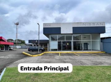 Local comercial · 1838m² · 2 Estacionamientos · Local en Alquiler en Colón