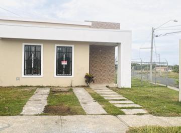 Imagen Destacada · Casa en Venta y Alquiler en Villas de Llano Marín, Penonomé | Cerca de La Vía Interamericana