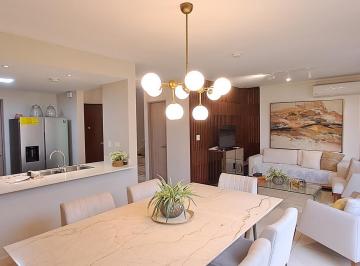 Casa · 172m² · 3 Recámaras · 2 Estacionamientos · Bella Casa Amoblada en Bosques del Pacífico, Panamá Pacífico