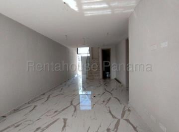 Casa de 3 habitaciones, Panamá · Venta de Casa en Albrook