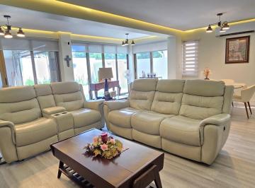 Casa · 250m² · 3 Recámaras · 2 Estacionamientos · Vendo Casa Remodelada Lb Paneles 3 Rec en Woodlands, Panamá Pacifico