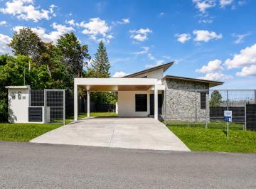 Casa de 2 habitaciones, Boquete · Nueva Casa en Venta en Alto Boquete, Chiriqui