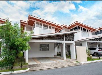 Casa de 3 habitaciones, Chame · Venta de Casa Amueblada en Coronado