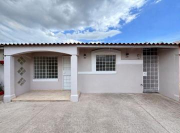 Casa de 3 habitaciones, Panamá · Casa en Venta Villas de Don Bosco - Junto Al Corredor Sur - Recien Remodelada