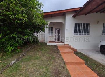 Casa de 3 habitaciones, San Miguelito · Alquiler de Casa en Brisas del Golf