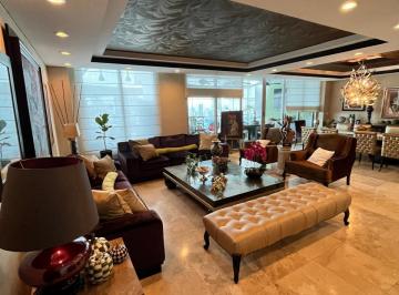 Apartamento · 569m² · 4 Recámaras · 3 Estacionamientos · Aqualina