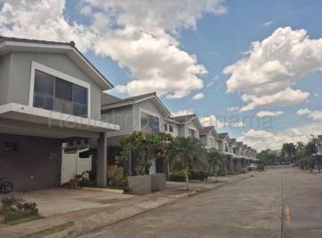 Casa de 3 habitaciones, San Miguelito · Venta Casa Duplex Brisas del Golf Ih