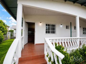 Casa de 4 habitaciones, Boquete · Propiedad Amueblada con Potencial de Ingresos en Venta en Alto Boquete