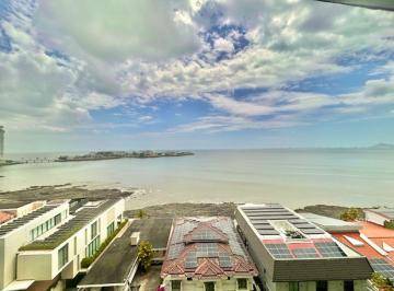 Apartamento de 3 habitaciones, Panamá · Venta Apartamento PH Saboga con Vista Frontal Al Mar