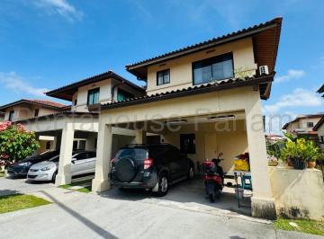 Casa de 3 habitaciones, Panamá · Casa de 190 m² con 3 Recámaras en Venta en Punta Pacífica