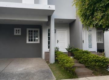 Casa · 188m² · 3 Recámaras · 2 Estacionamientos · Venta de Casa en Brisas Norte, PH Victoria