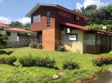 Casa de 5 habitaciones, Panamá · Casa con 265 m² Construidos con 5 Recámaras en Venta en Panamá