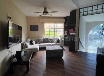 Casa de 3 habitaciones, Panamá · Venta de Casa en Reparto Nuevo Panama Casa Nro 407 m