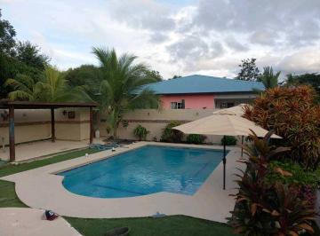Finca · 400m² · 2 Recámaras · 4 Estacionamientos · Venta Casa Chepo 400 m de La Carretera en Panamericana