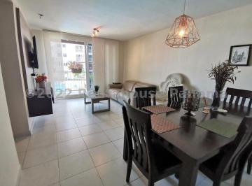 Apartamento de 3 habitaciones, Panamá · Venta Apartamento Amoblado Torres de Versalles