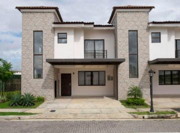Casa de 3 habitaciones, Panamá · Venta de Casa en Costa Sur