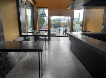 Local comercial · 117m² · 29 Estacionamientos · Alquilo Local Comercial en Plaza de San Francisco L. T