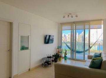Apartamento · 121m² · 2 Recámaras · 1 Estacionamientos · Apartamento Amoblado en Alquiler en Av Balboa - PH White