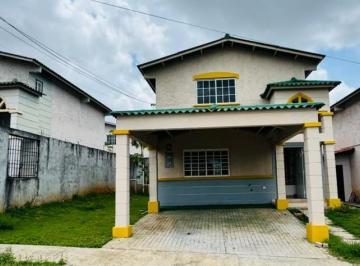 Casa · 250m² · 3 Recámaras · 2 Estacionamientos · Venta Casa La Chorrera 250 m² Quintas del Pacifico