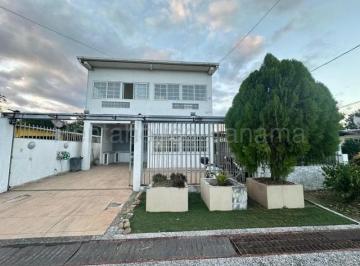 Casa de 5 habitaciones, Panamá · Venta de Casa en Pacora