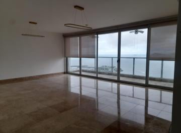 Apartamento de 4 habitaciones, Panamá · Q Tower | 365 m² | 4 Recámaras con Baño Privado | Vista Al Mar | $4,000