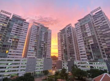 Apartamento de 3 habitaciones, Panamá · Vendo Apartamento en Transistmica a Pasos del Metro