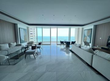 Apartamento · 329m² · 3 Recámaras · 2 Estacionamientos · Alquiler de Apartamento en PH The Towers, Paitilla