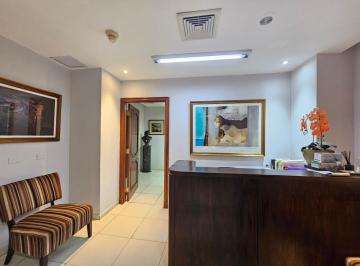 Apartamento · 207m² · 2 Estacionamientos · Alquiler de Oficina en Obarrio, PH Omega