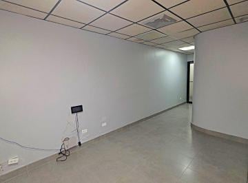 Oficina comercial · 50m² · 2 Recámaras · 2 Estacionamientos · Alquiler de Oficina en PH Vallarino en Obario y Calle 50