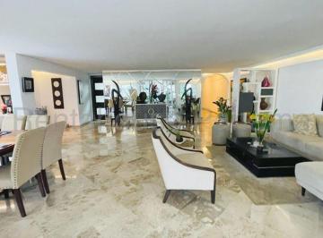 Casa de 3 habitaciones, Panamá · Venta de Casa en Altos del Golf